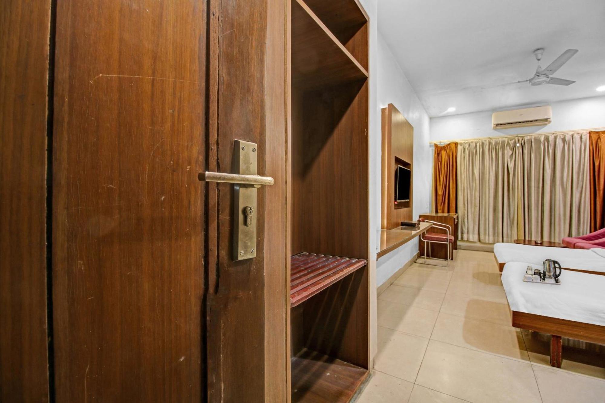 Collection O Surya Hotell Bhopal Eksteriør bilde