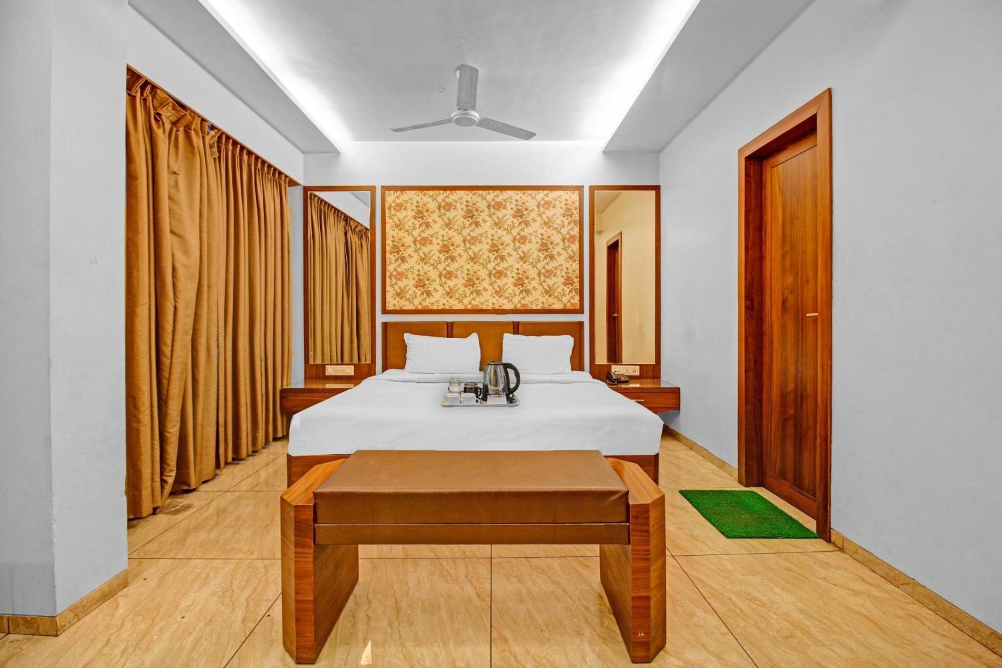 Collection O Surya Hotell Bhopal Eksteriør bilde