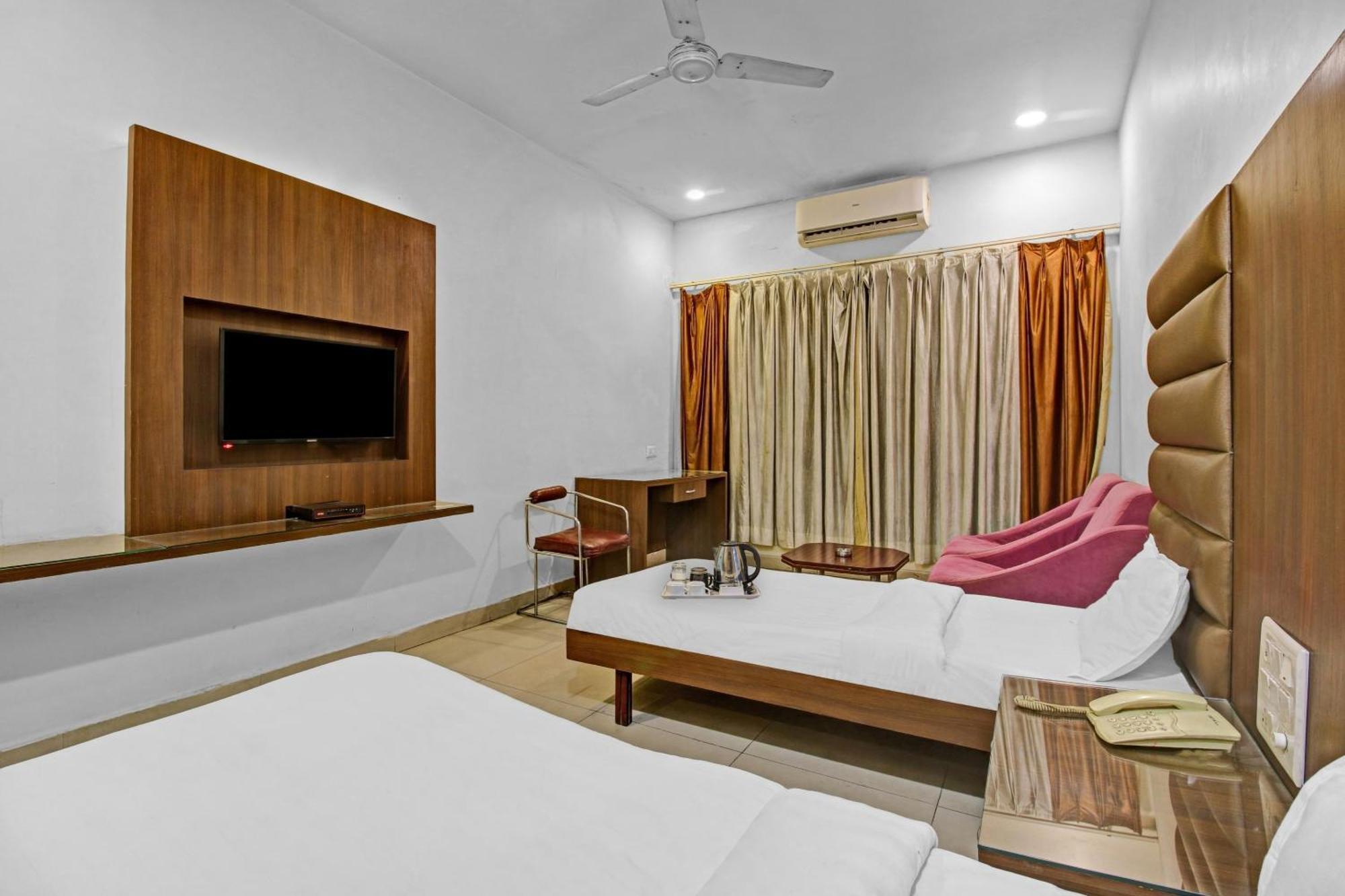 Collection O Surya Hotell Bhopal Eksteriør bilde